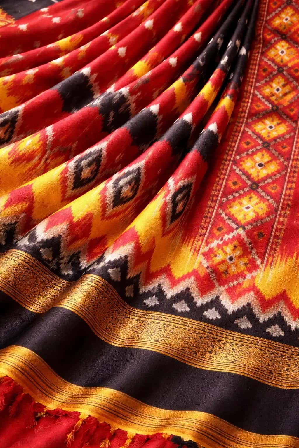 Pochampalli Silk saree